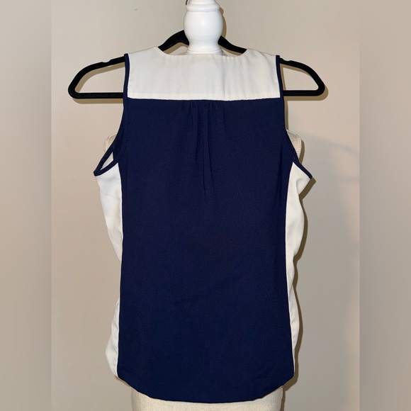 JCrew Navy and cream top - Picture 2 of 3